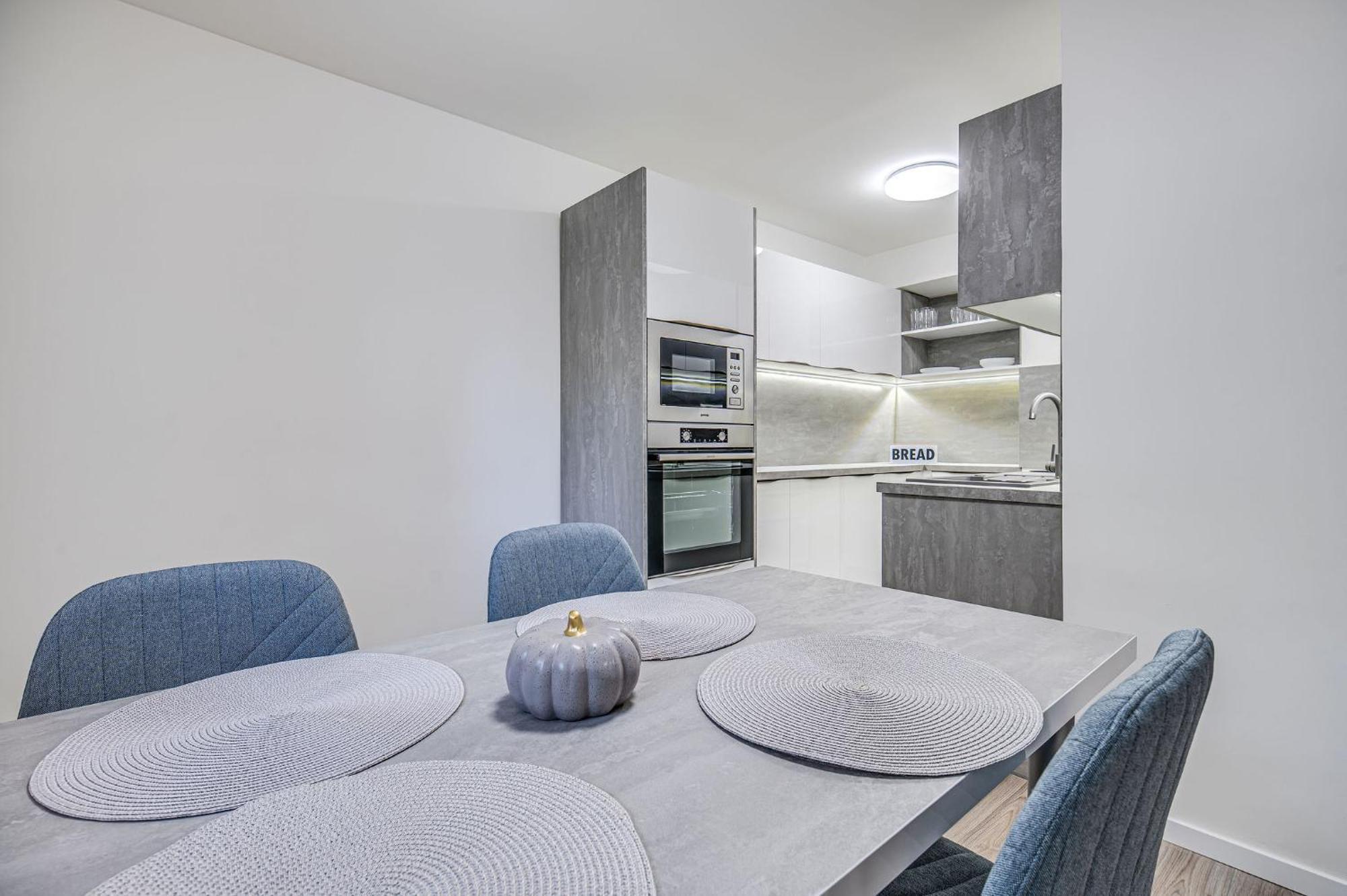 Nitra Castle Suite - Modern Elegance & Serenity 外观 照片